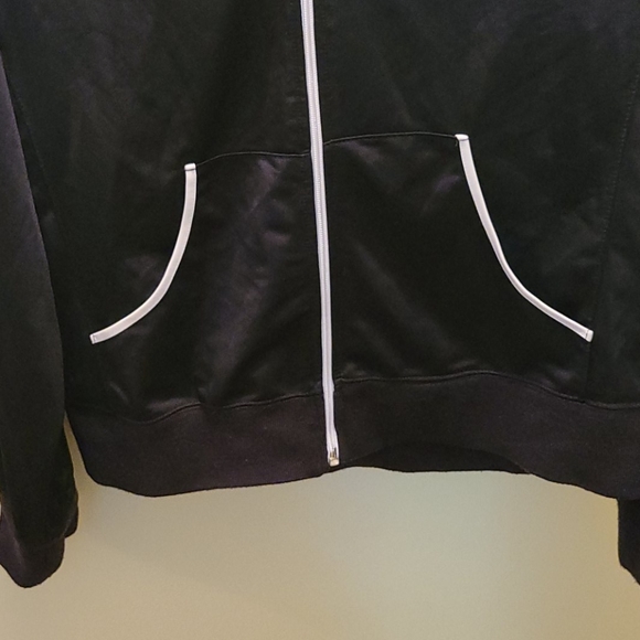 Gloria Vanderbilt Silky Hooded Jacket - Picture 4 of 7